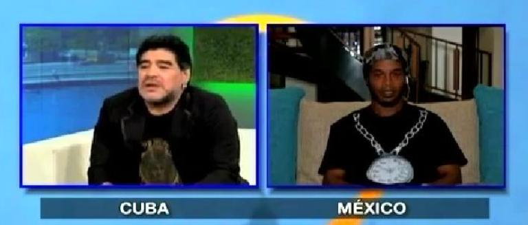 Ronaldinho en el programa de Maradona 