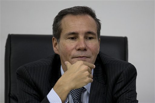 El fiscal Alberto Nisman acusó a la presidenta Cristina Fernández de ser la cabeza de un plan para encubrir a los iraníes acusados de un atentado cont