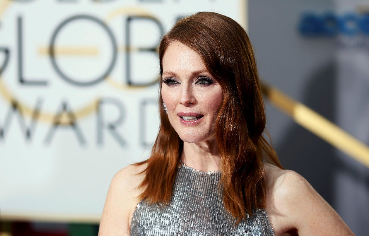 Julianne Moore en los Globos de Oro 2015, donde fue reconocida como Mejor Actriz. 