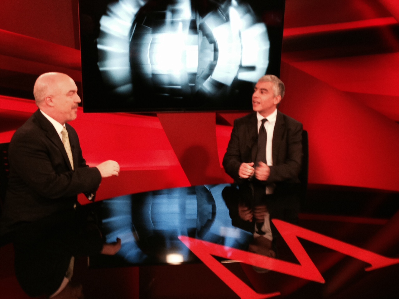 Sergio López Ayllón, director general del CIDE en entrevista con Carlos Puig en MILENIO Televisión.