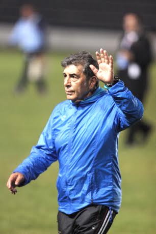 Director técnico Carlos Reinoso.