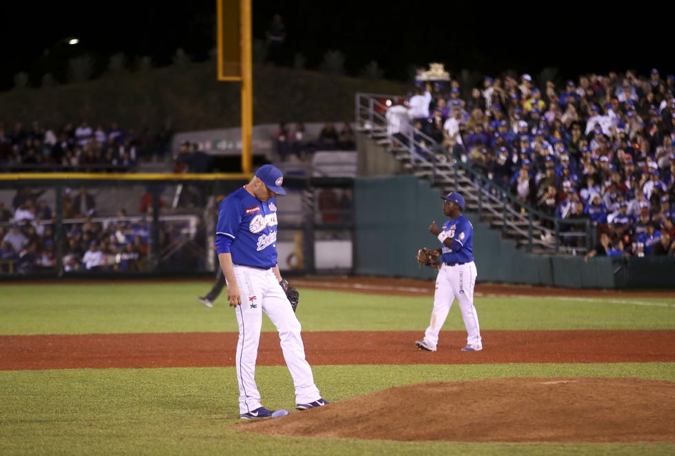 Charros pierde 1-3 ante Tomateros y la serie final se pone 1-3.