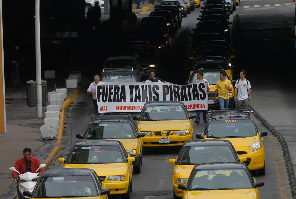 Se manifestaron taxistas de Guadalajara 
