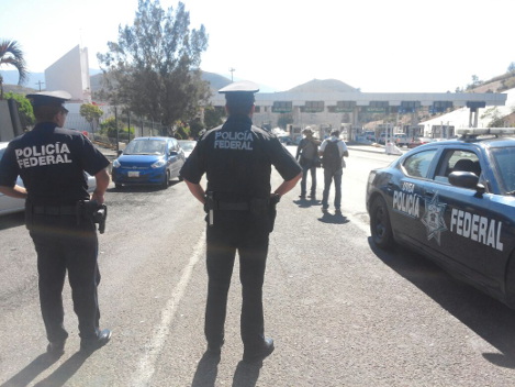 Policía Federal se encuentra resguardando la caseta.