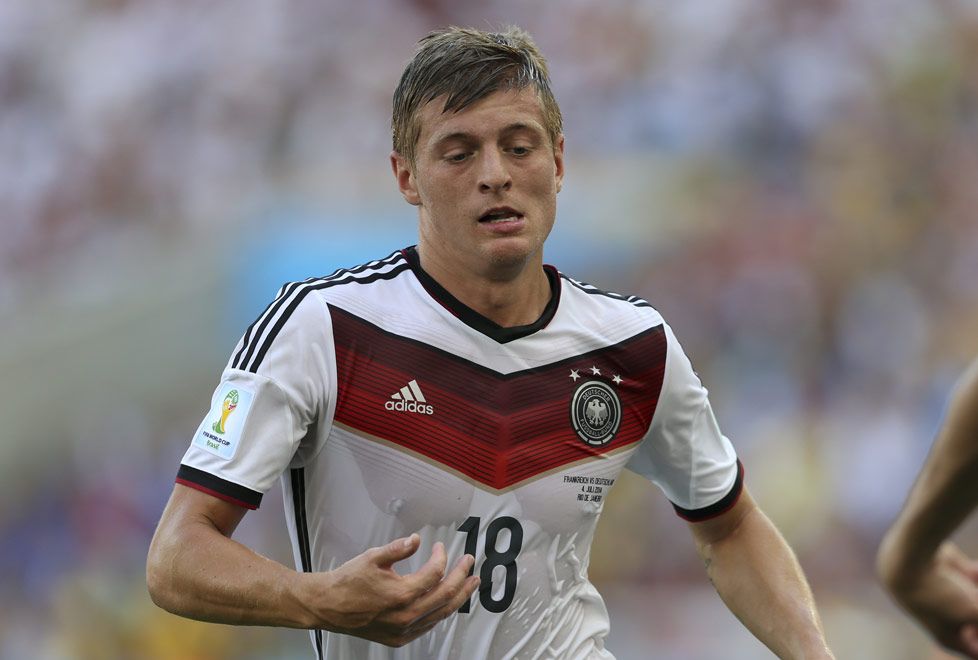 Toni Kroos Una de las piezas claves para que Alemania consiguiera otro título mundial. El alemán que desde agosto juega para Real Madrid tiene una cal