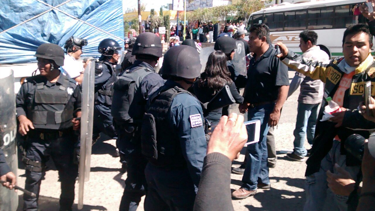 La policía retiró el bloqueo