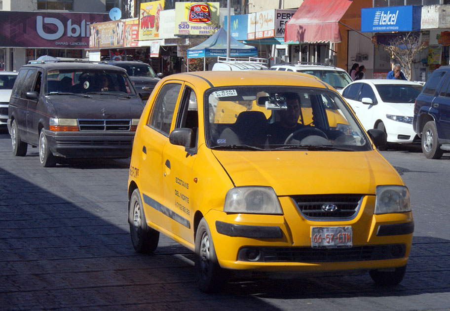 Se han realizado 400 infracciones en contra de los taxis “cinqueros”.