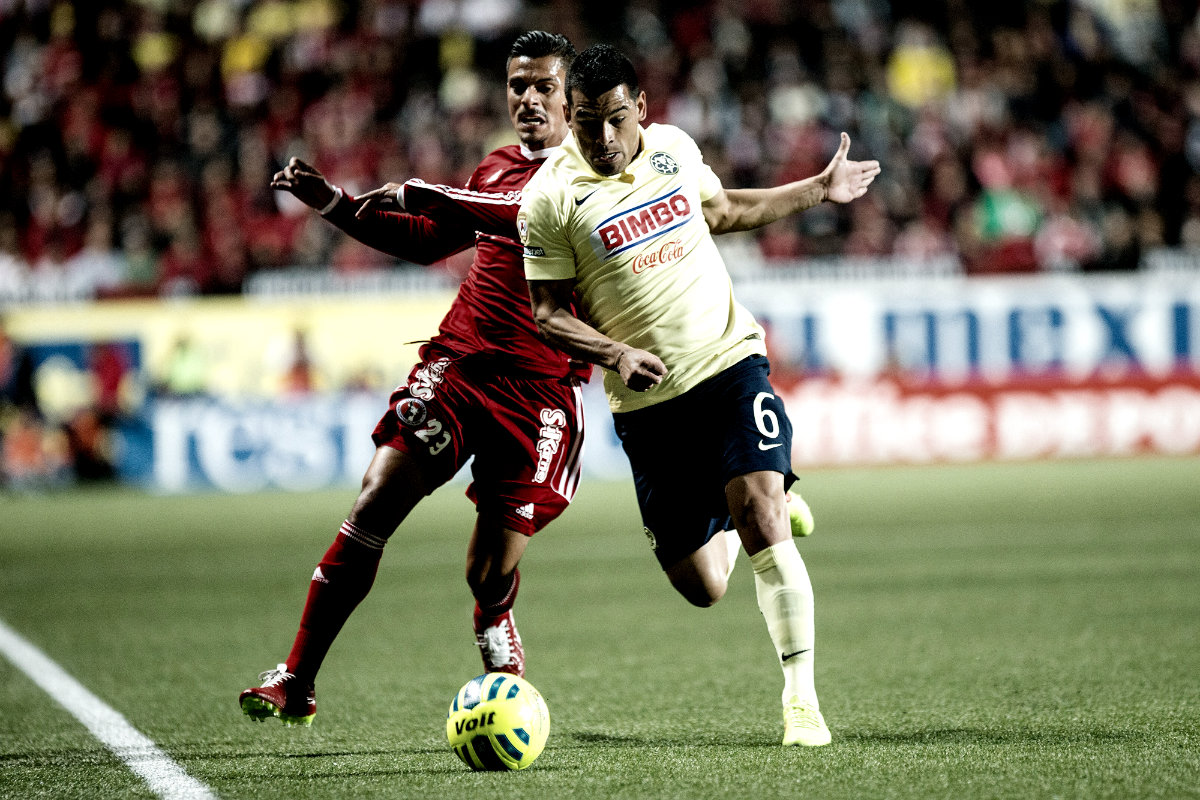 Samudio, en una acción durante el duelo contra Xolos