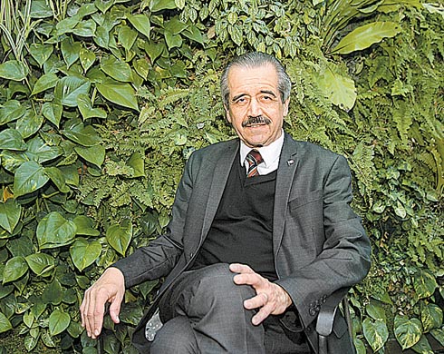 Aspirante ciudadano de la alianza PRI-PVEM-Panal. 