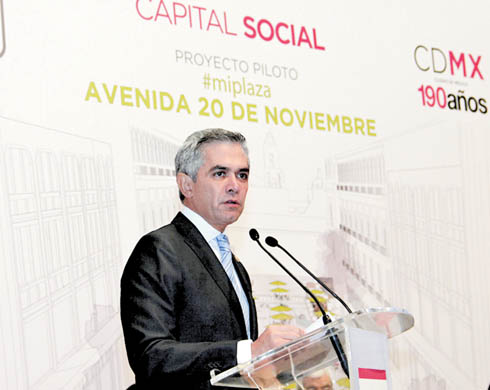 Conferencia de prensa del gobernante de la Ciudad de México. 