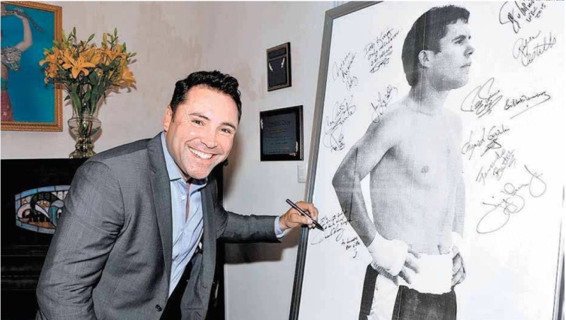 Óscar de la Hoya acompañó a Julio César Chávez en la inauguración de su clínica de rehabilitación, en Culiacán
