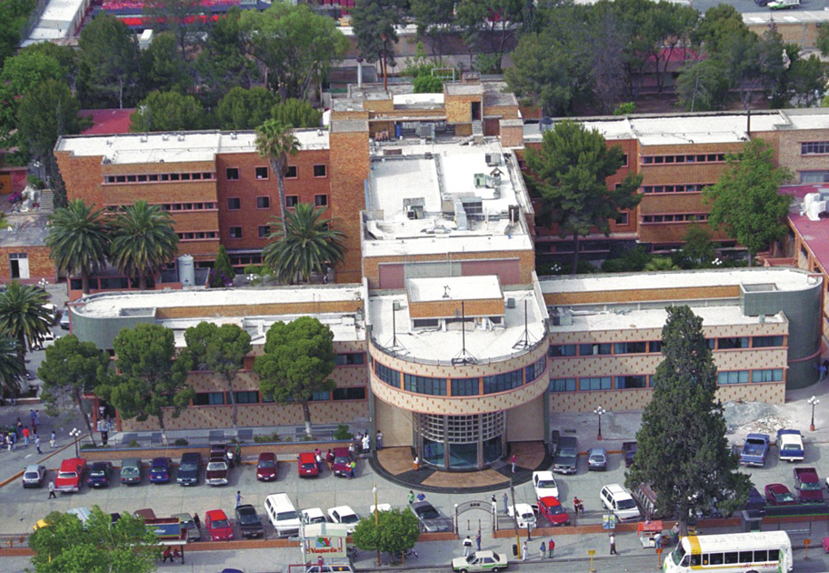 Agregó que están esperando la resolución de la SSA, en cuanto a la mudanza del Hospital del Niño a las instalaciones del Universitario.