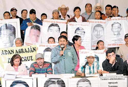 Los familiares de los desaparecidos pidieron el expediente completo.