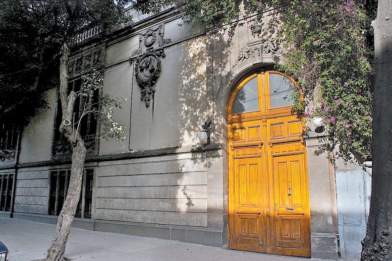 Ejemplo notable de arquitectura ecléctica.