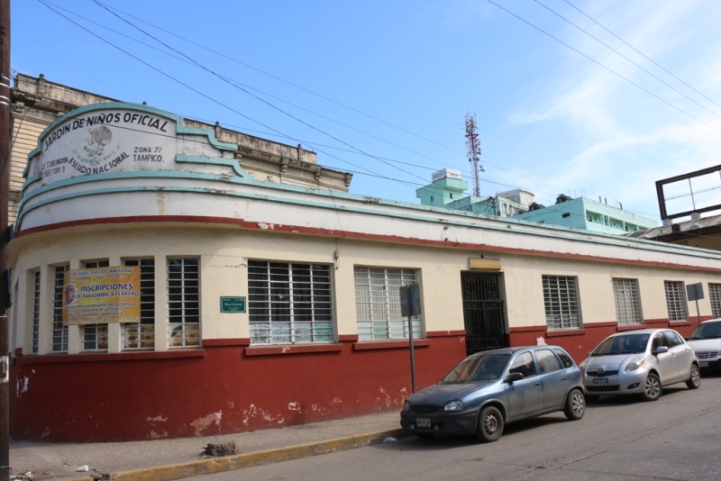 El Jardín de Niños "Escudo Nacional" se encuentra en mal estado.