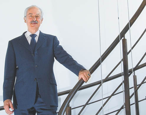 Francisco Gil Díaz, presidente ejecutivo de la compañía para la región. 