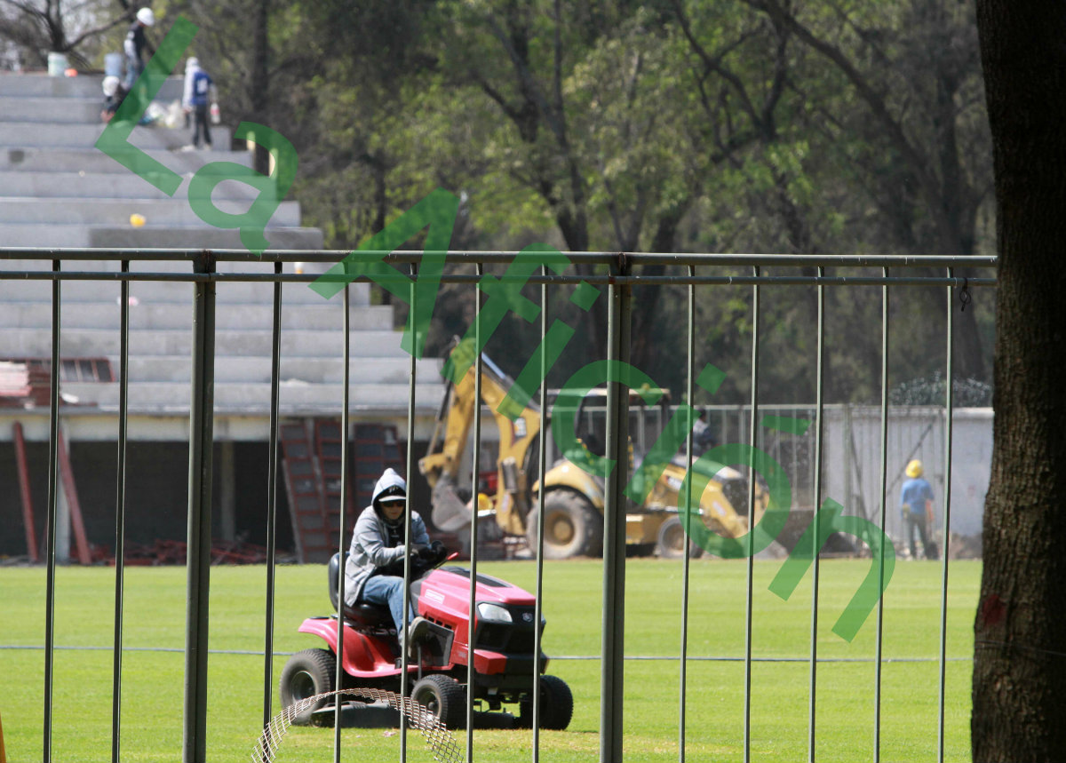 Ponen a punto el césped que albergará dos campañas a los Diablos