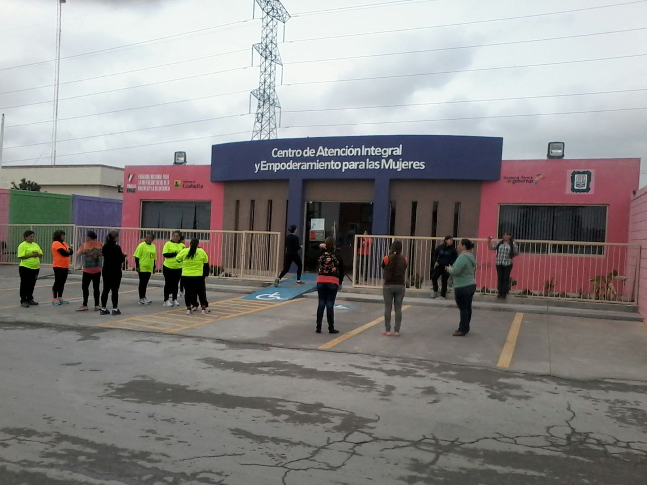 El Centro de Atención Integral y Empoderamiento ha atendido a más de 600 mujeres en menos de un año.