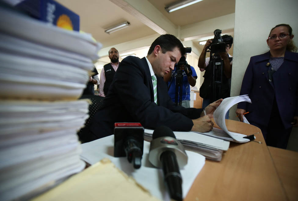 Alfredo Argüelles acude amparado ante juez de Puente Grande Grupo Milenio