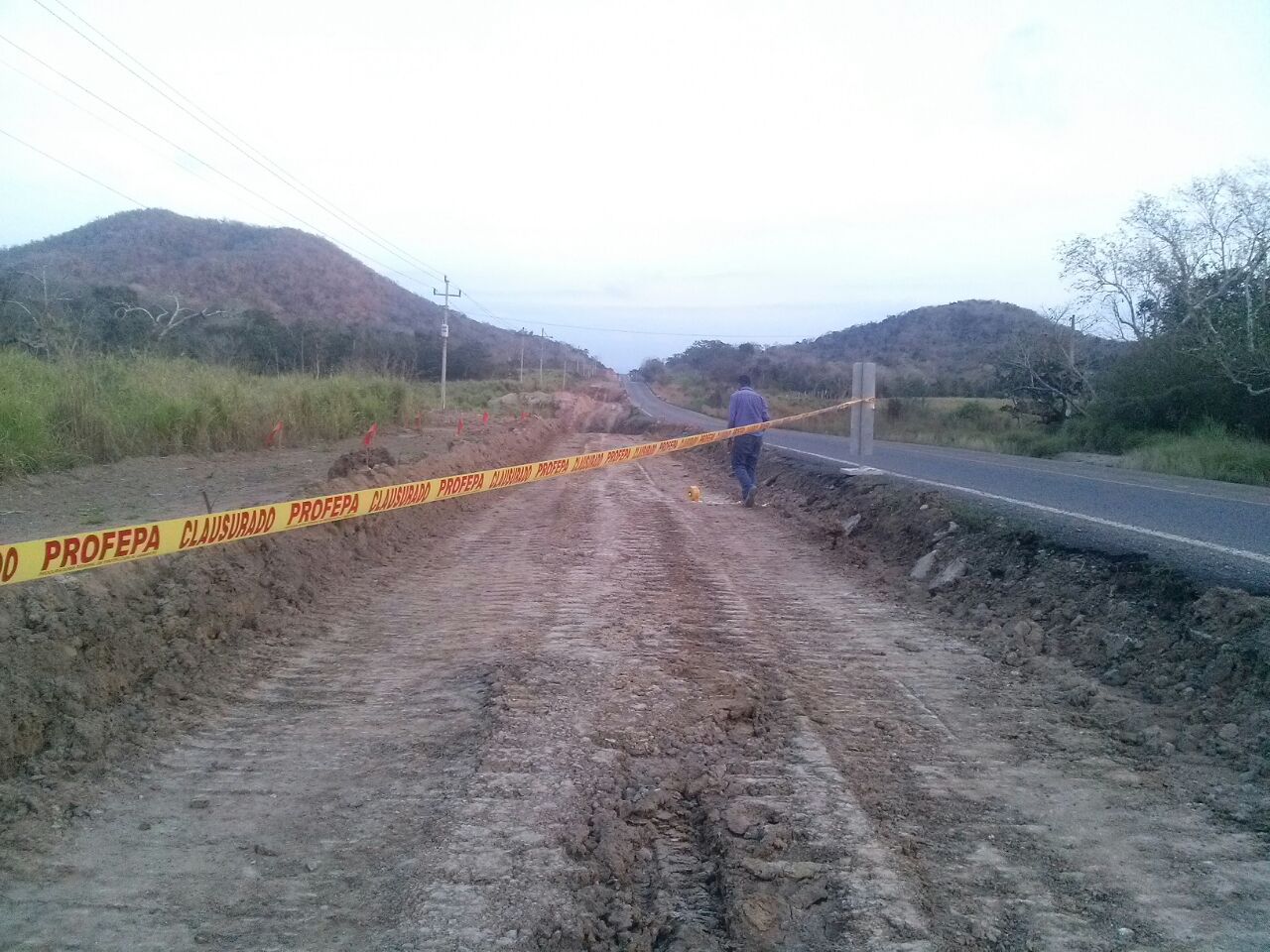 Las obras se realizan en el tramo El Tuito – Melaque, en los municipios de Cabo Corrientes y Tomatlán