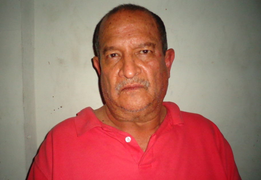 Francisco Gerardo Martínez Santelices, de 64 años de edad, tenía retenido en su domicilio a un menor de once años.