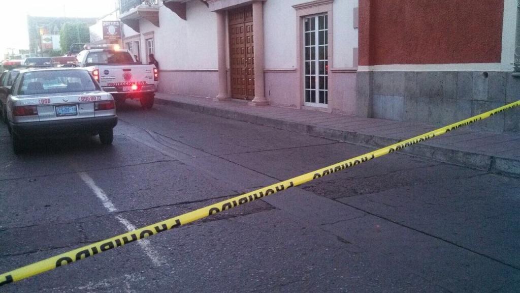 Un policía y el jefe de Protección Civil fueron trasladados de urgencia al Hospital de Cuidados Críticos de la ciudad de Salamanca.