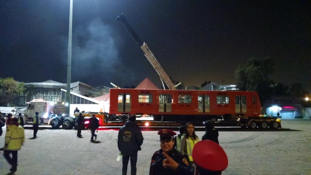 El vagón fue trasladado del Metro Pantitlán a San Lázaro.