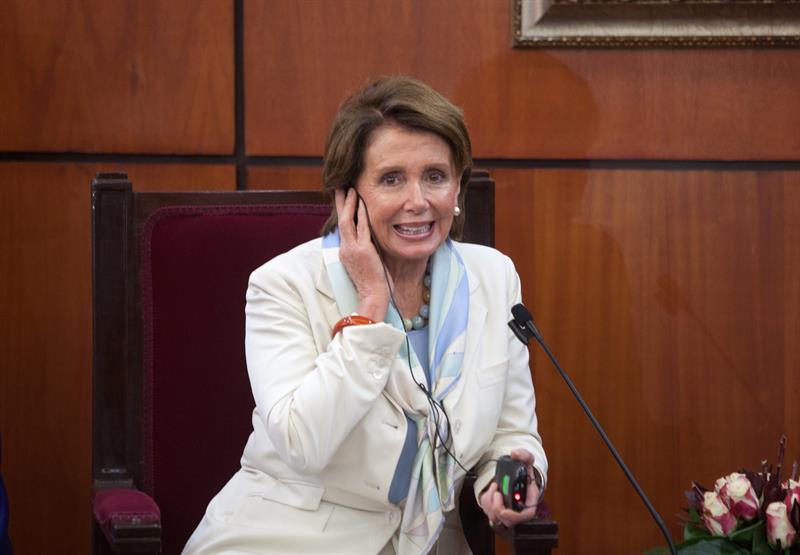 Nancy Pelosi, líder de la minoría demócrata en la Cámara de Representantes, durante su reciente estancia en Santo Domingo