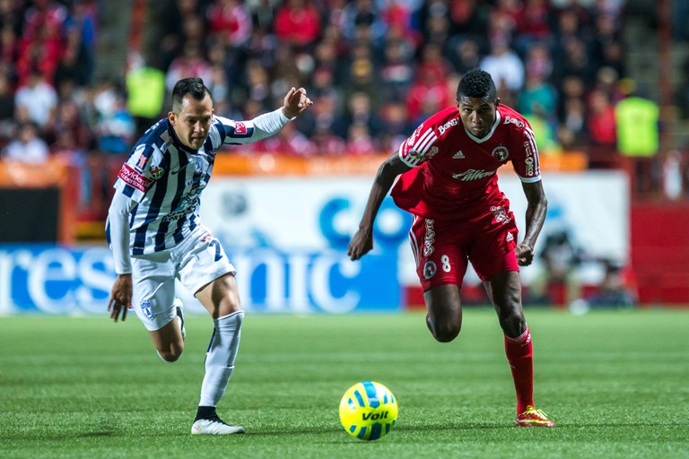 Xolos vino de atrás para derrotar 3-2 a Pachuca