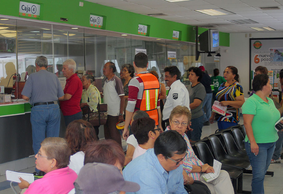 Ante baja presupuestal pondrán mano dura contra deudores del servicio del agua. 