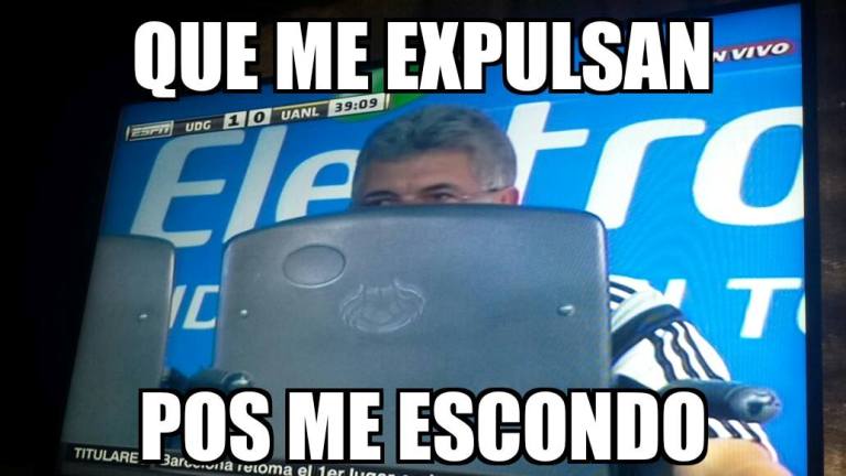Los Memes del Tuca Ferretti ante Leones Negros