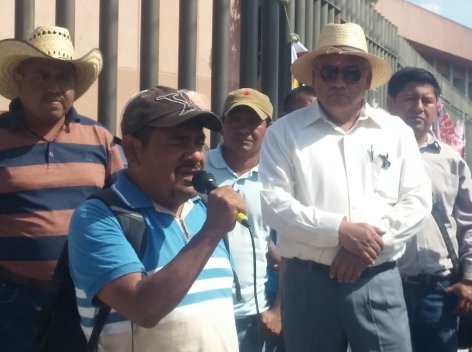 Felipe de la Cruz, vocero de los padres de 43 normalistas desaparecidos. 