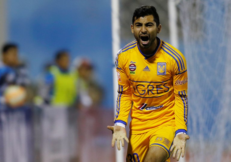 Amaury Escoto festeja su anotación frente al San José