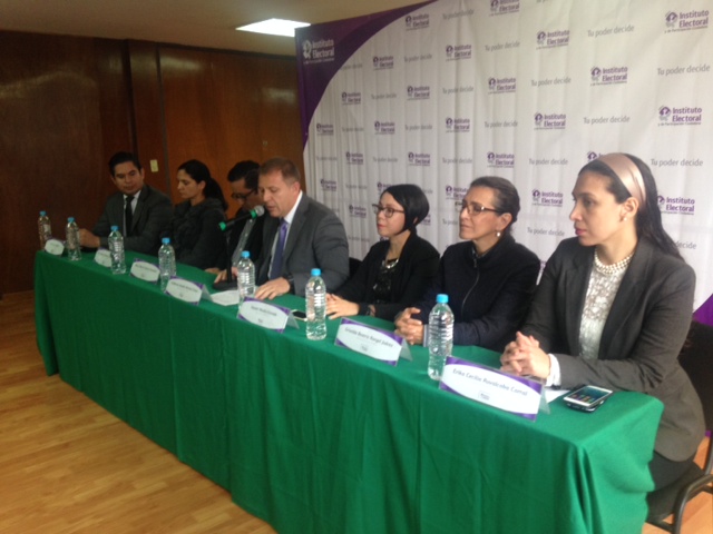 Consejeros del IEPC no aceptaron preguntas tras el anuncio