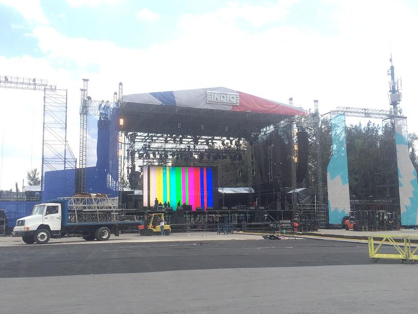 El escenario Indio está casi listo. 
