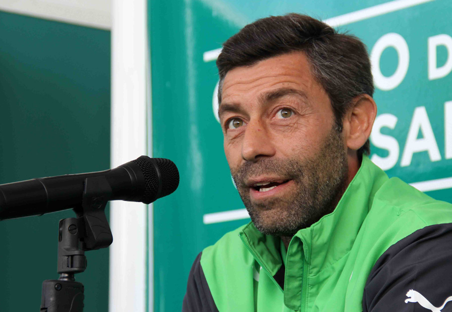 Pedro Caixinha, técnico del Santos Laguna.