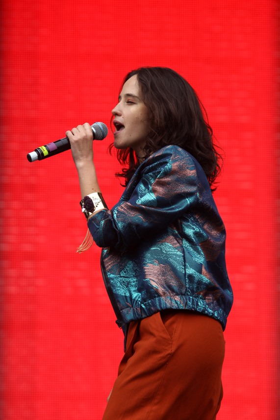 Sariñana presentó temas de su más reciente producción, titulada 'No todo lo puedes dar'. 