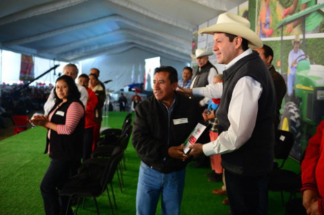 El gobernador Eruviel Ávila.