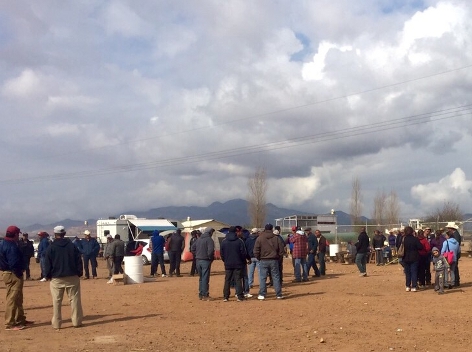 Alcaldes de los siete municipios de la zona del Río Sonora, llamaron a los pobladores a retirar el plantón que mantienen desde el pasado lunes en la p
