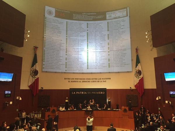 Los senadores aprobaron en lo general el dictamen por el que se expide la Ley General de Transparencia y Acceso a la Información Pública.