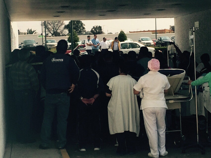 Los pacientes fueron desalojados por el olor a gas. 