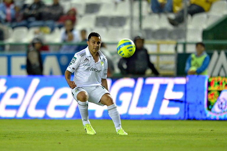 Luis Montes, futbolista del León