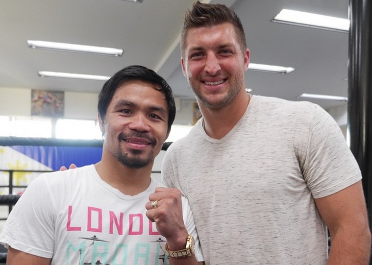 Manny Pacquiao y Tim Tebow
