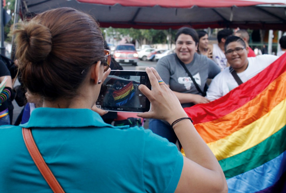 Marchan lesbianas para exigir alerta de género en Jalisco