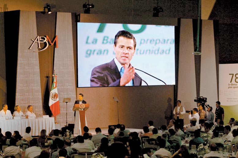 Participación del titular del Ejecutivo federal en la convención de Acapulco.