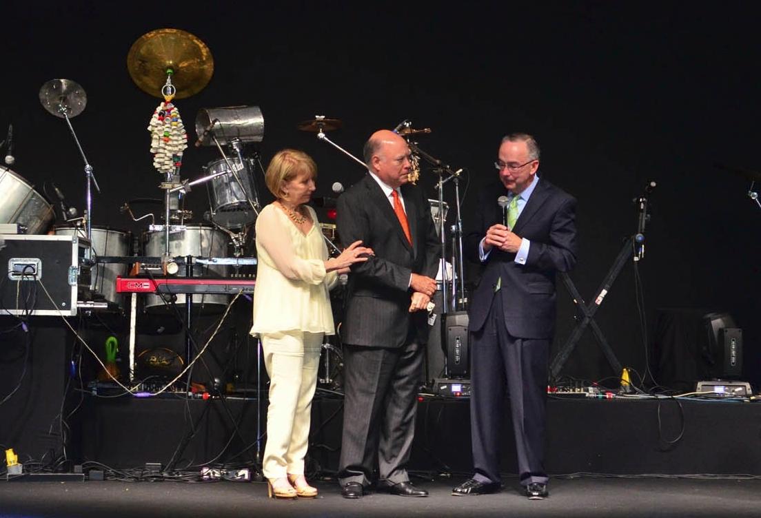 Luis Sada González fue reconocido por Deere, & Co.