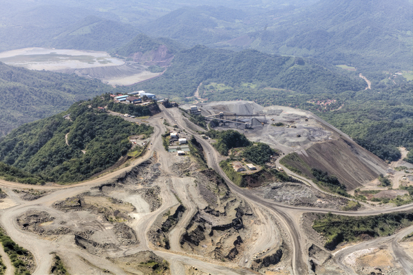 La mina no puede utilizar dos vertederos de desechos