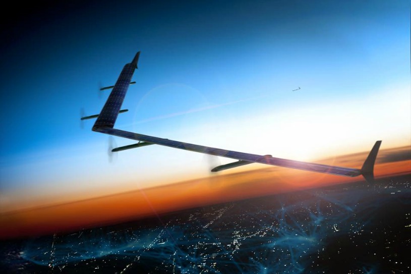 Los aviones no tripulados de Facebook tienen paneles solares y pueden volar durante meses 60 mil pies de altura.