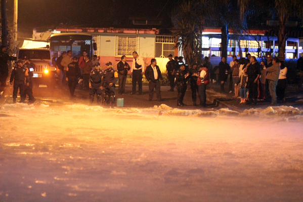 El frente frío 43 sigue provocando fuertes lluvias en Veracruz.