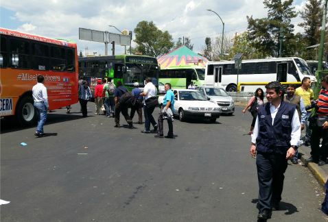 Mauricio Tabe, presidente del PAN-DF, definió ayer como caos la zona de Tacubaya, y el encargado de despacho en Miguel Hidalgo, Humberto Morgan, hizo 